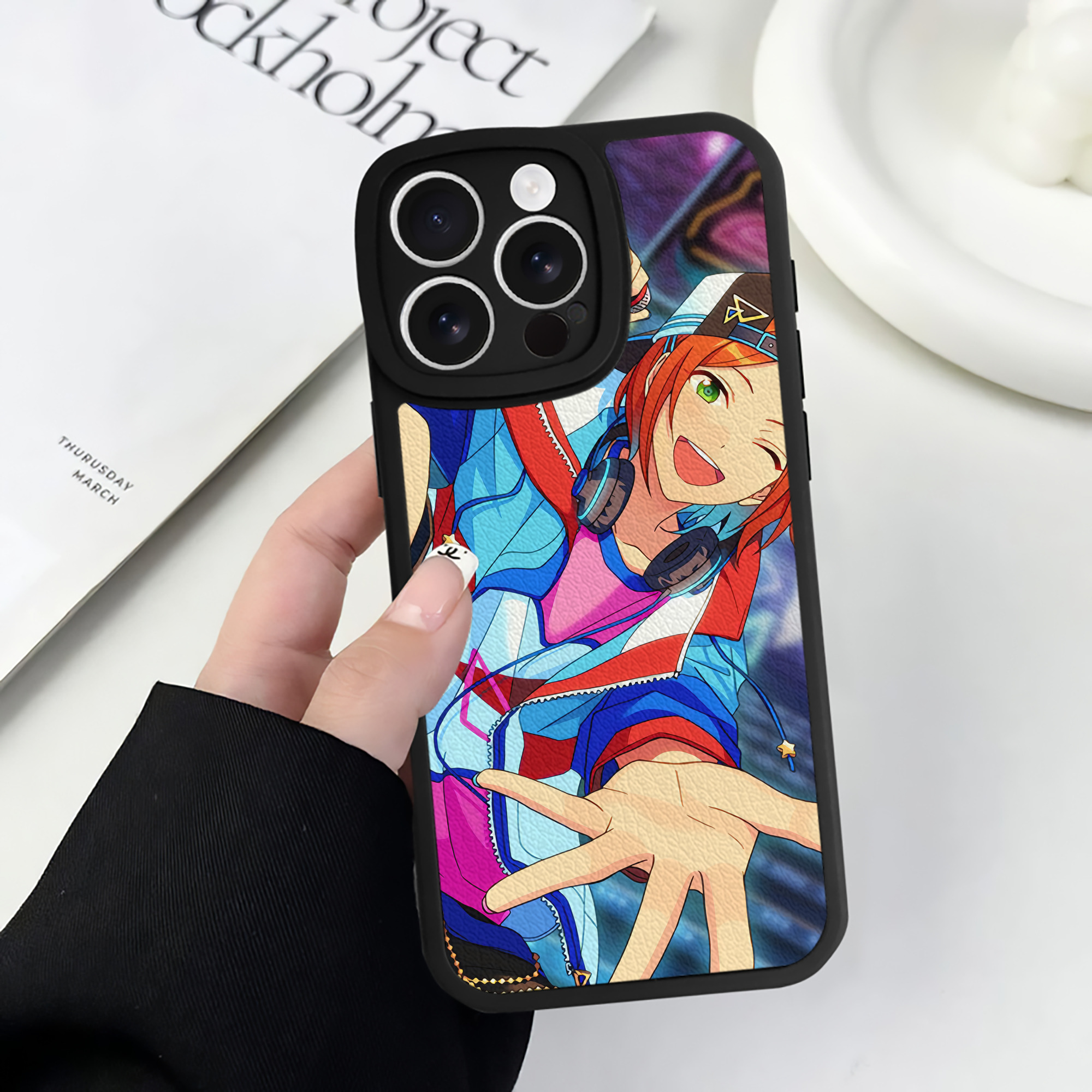 （画像用） あんさんぶるスターズ! Ensemble Stars 【iPhone 16シリーズ対応】シリコンスマホケース（レザー調） 材質：シリコン